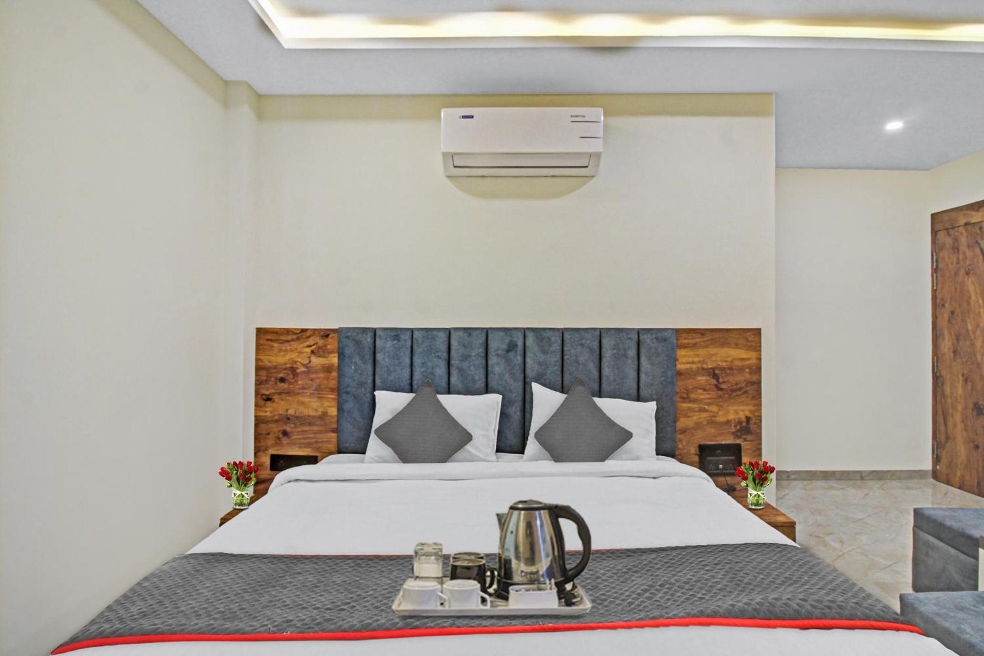 Townhouse Md Star Hotell Nagpur Exteriör bild