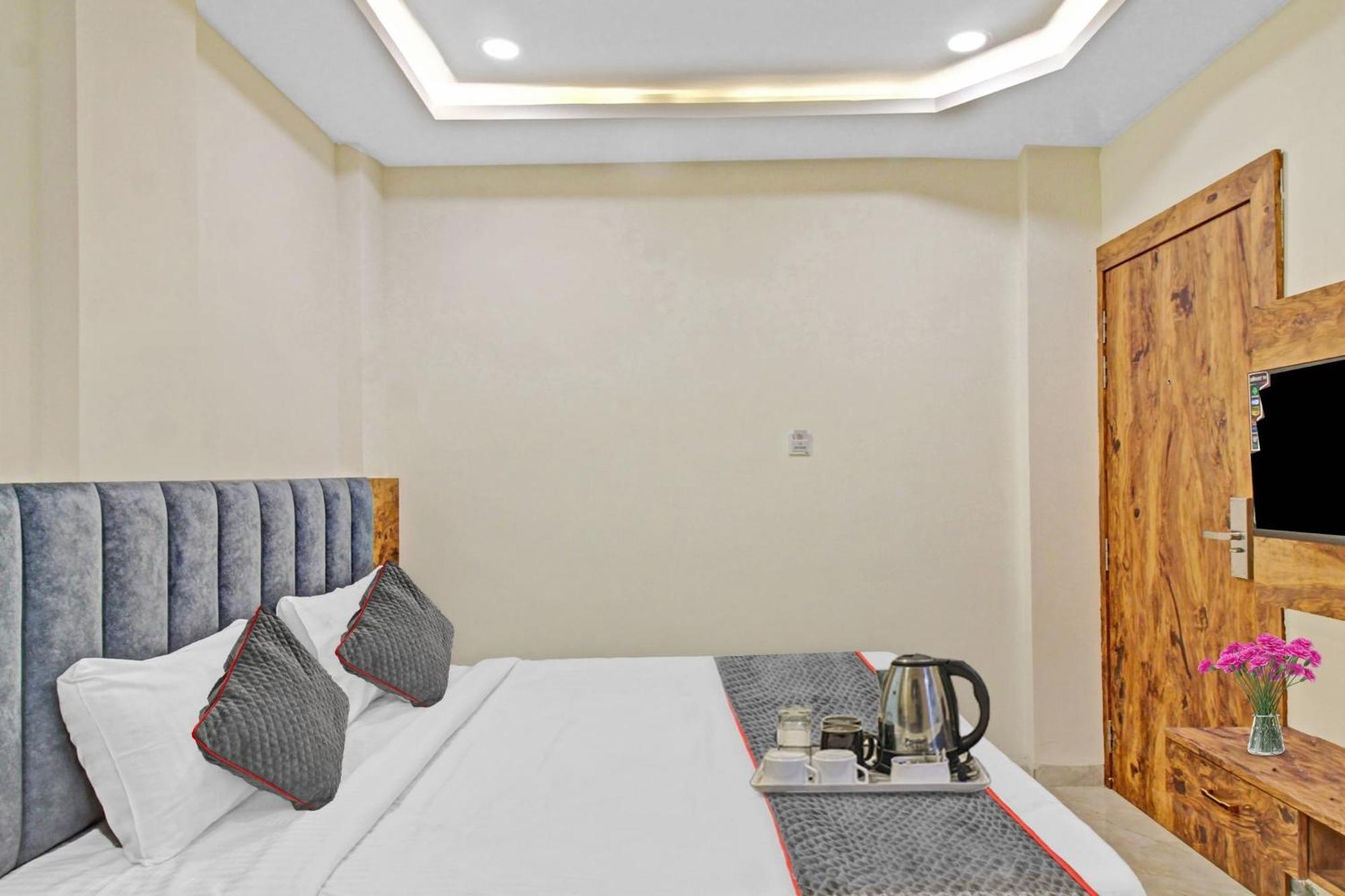 Townhouse Md Star Hotell Nagpur Exteriör bild