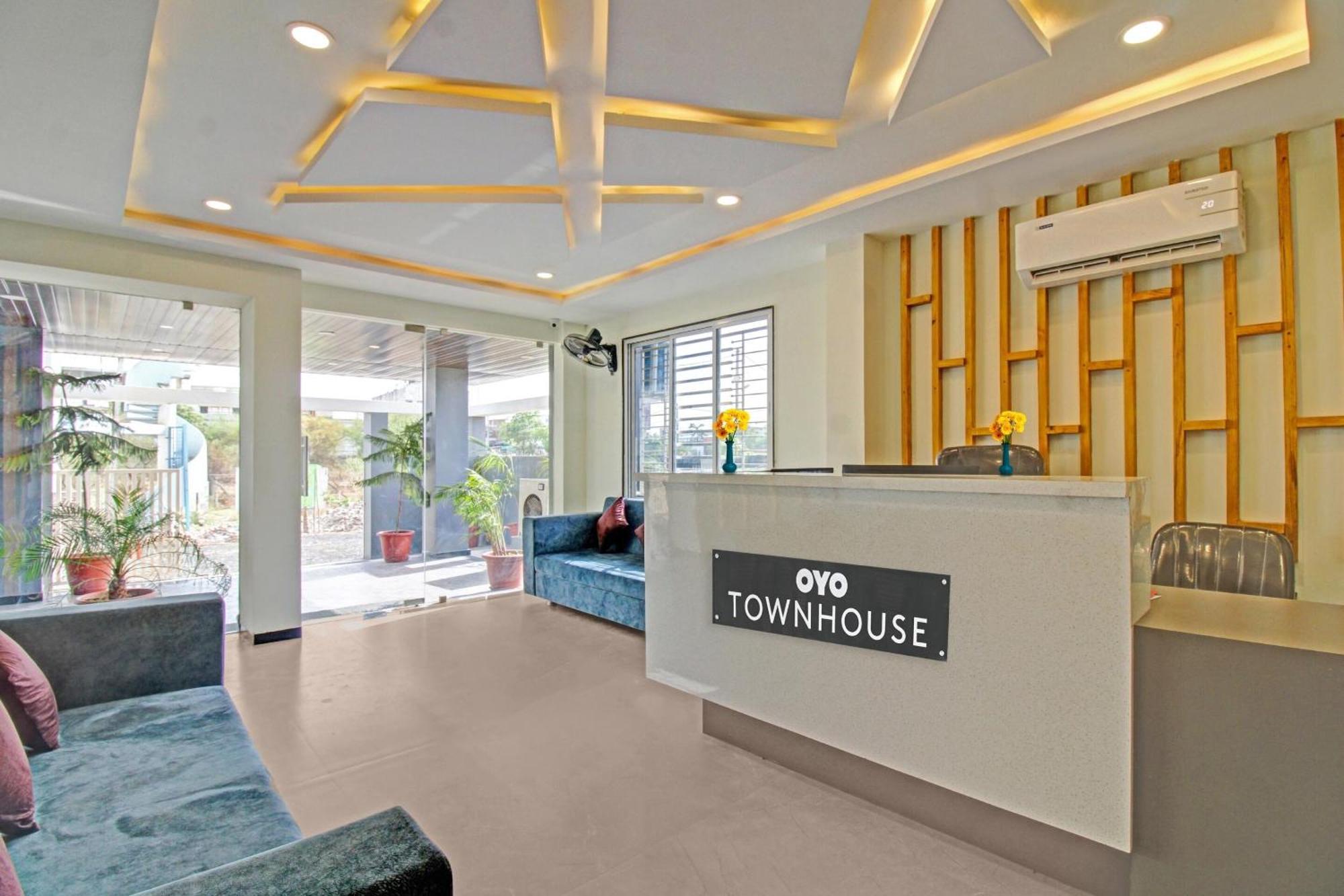 Townhouse Md Star Hotell Nagpur Exteriör bild