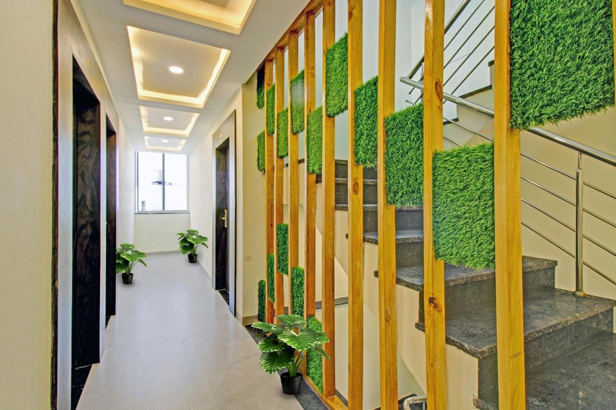 Townhouse Md Star Hotell Nagpur Exteriör bild